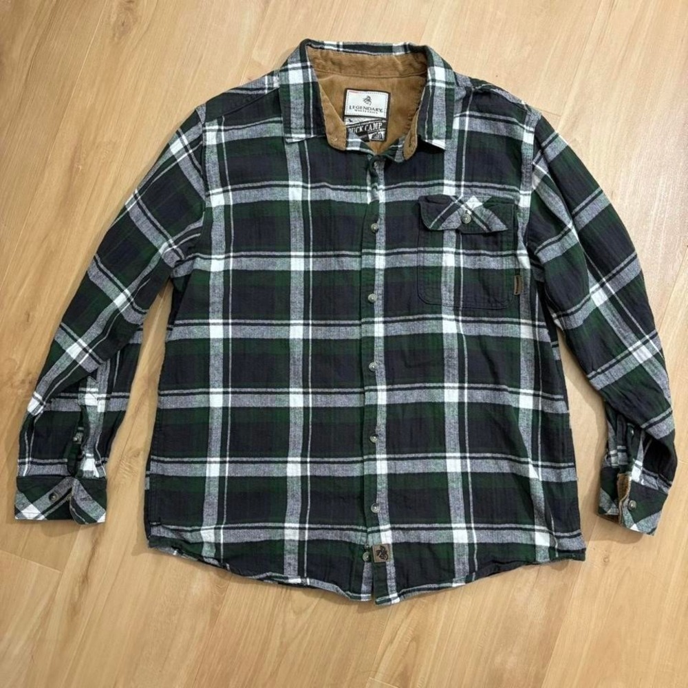 Legendary Whitetails Buck Camp Men's‎ Large Flannel Button Up Shirt Green